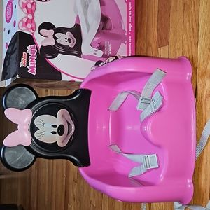 Minnie mouse mealtime seat